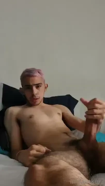 No s por qu he andado muy excitado estos d as me despierto con la part 1 