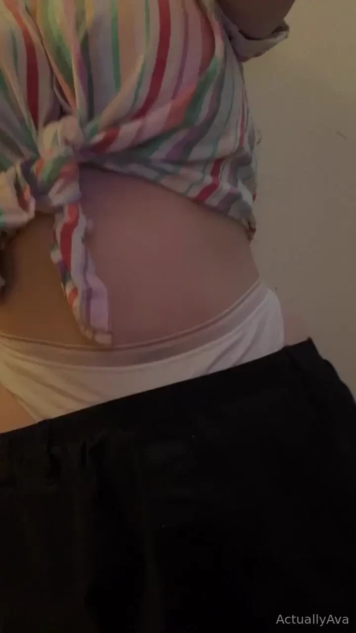 I love baggy pants i feel like a baggy pant princess 