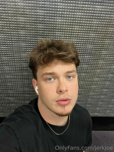 Hey i have a few videos of my working out who wants them part 1