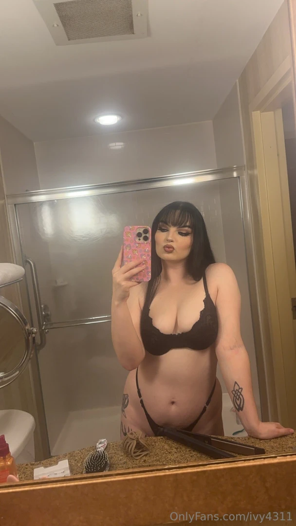 Merry christmas lovelies part 1 