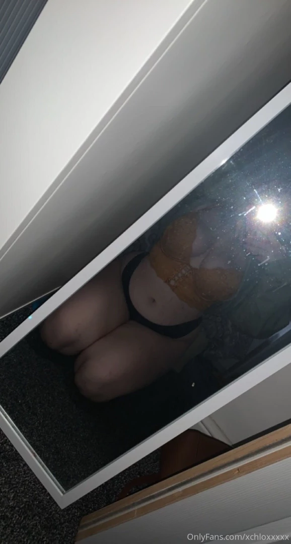 Just a quick flash before the person i m seeing comes round to destroy 