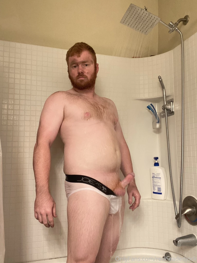 Please enjoy by a fan request they wanted to see some shower pics in 