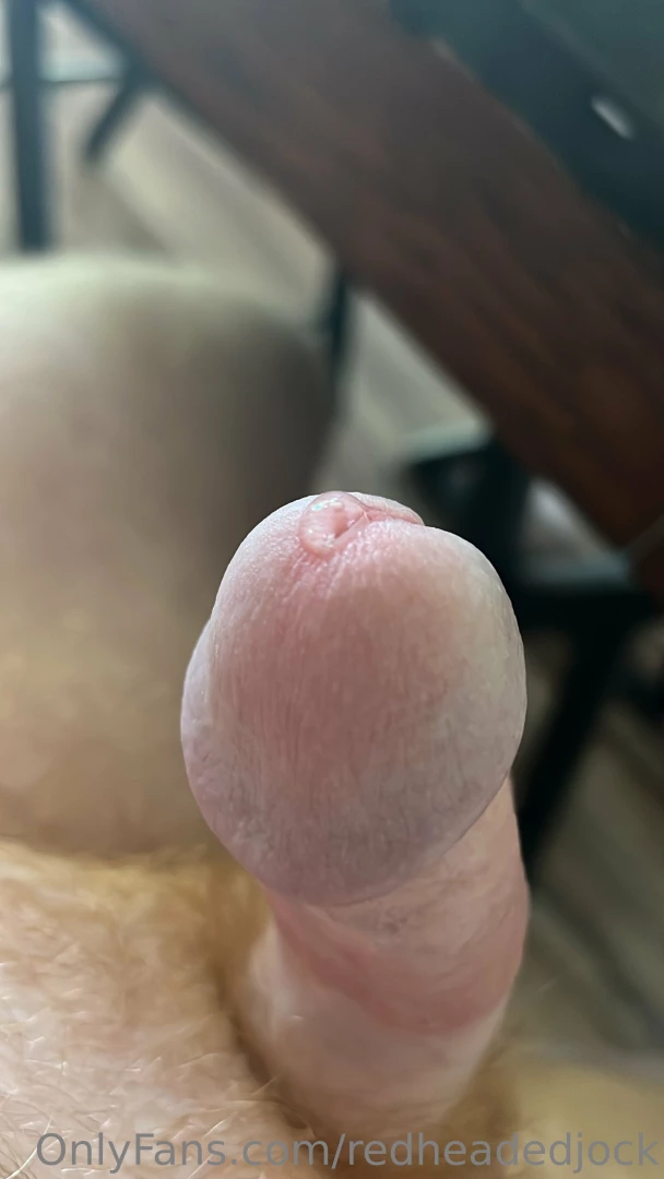 Feeling myself the other day at home was horny and leaking good part 1 