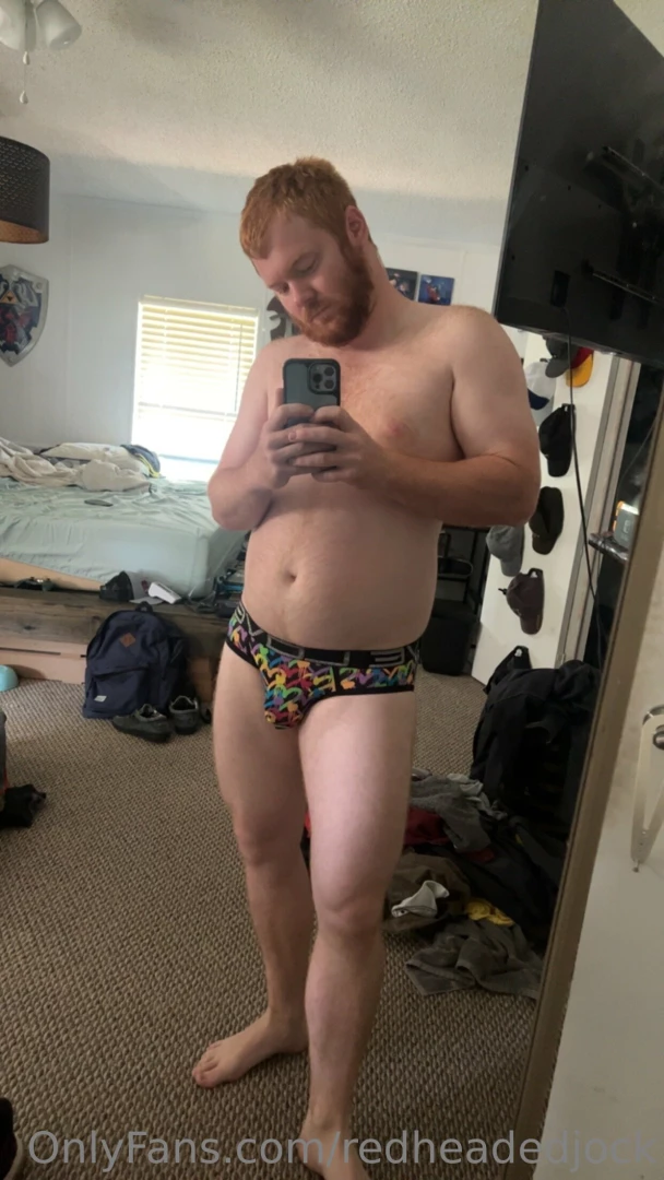 Feeling myself the other day at home was horny and leaking good part 4 
