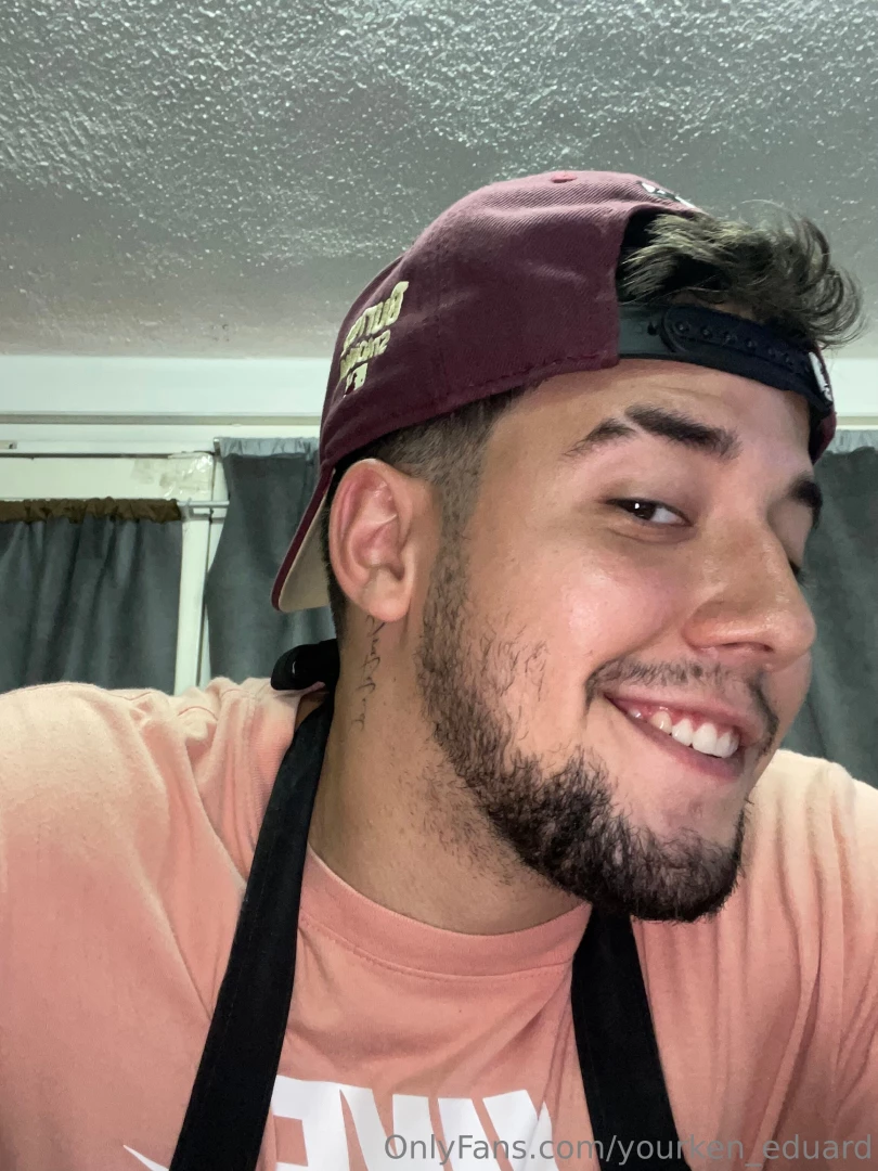 I m here waiting to talk to you and warm up together i ll show you my 