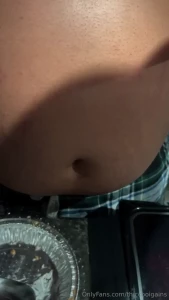 Dump post here of all the stuff this gut just consumed this weekend part 4