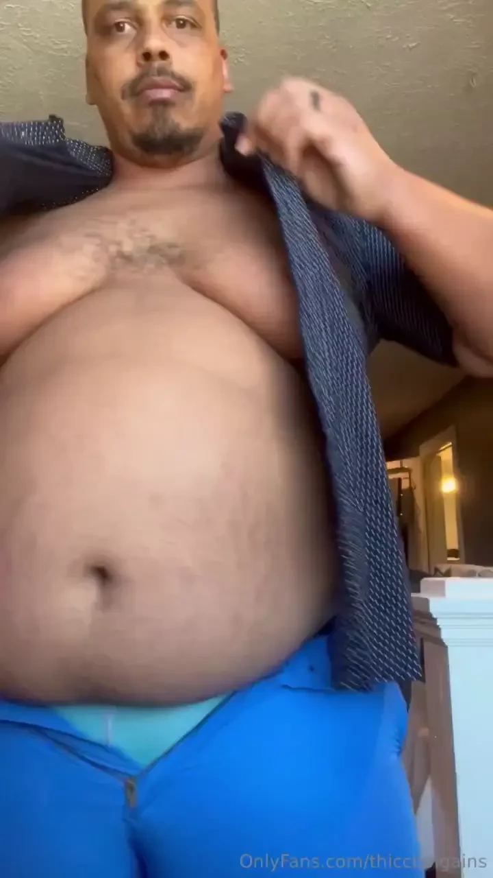 Happy fatboy friday gang had some fun trying on more clothes from last 