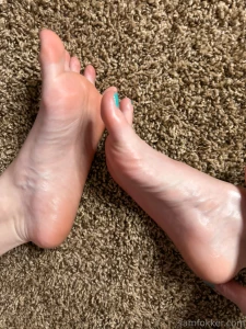 Rub my feet until i moan and you can fuck me however you want before part 4