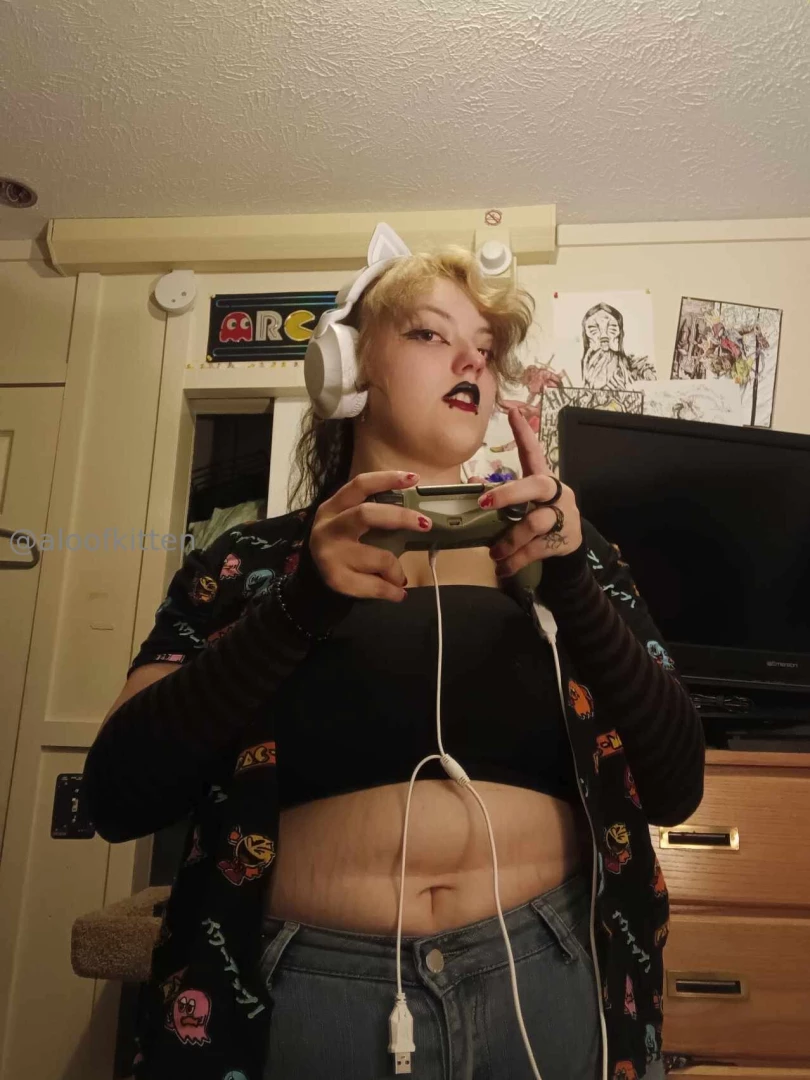 Aloofkitten part 105 