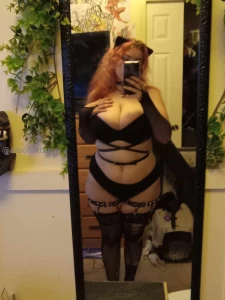 Preview of a photoshoot im selling almost 20 pics 5 lt 3