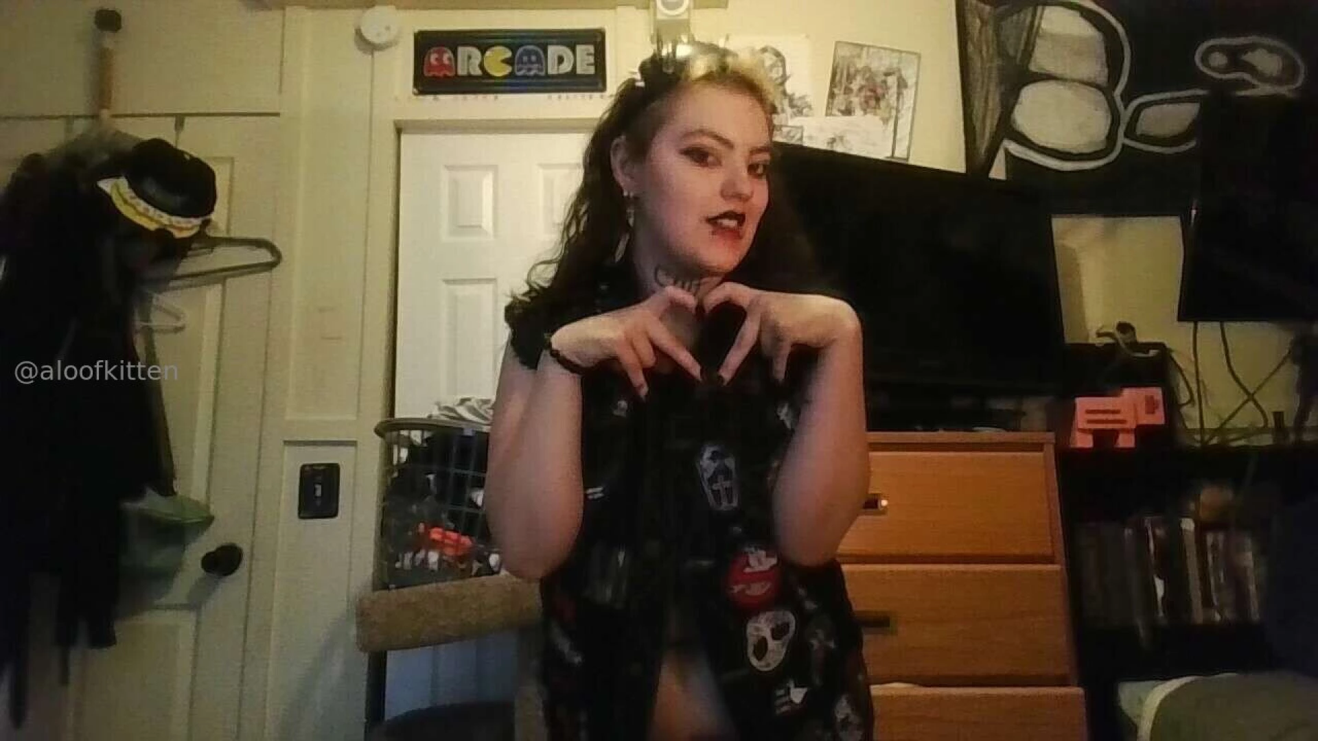 Aloofkitten part 153 
