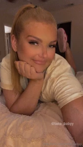 Swipe if you want to see me cum for you