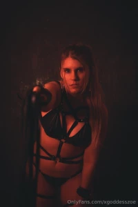 I love the idea of a submissive man kneeling in front of me looking at part 1