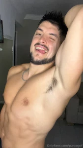 Strip i play hot music to enjoy a cute and sexy strip taking off my