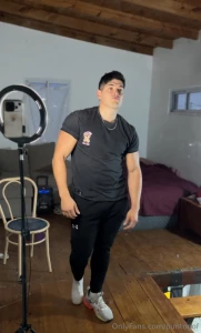 And what do you think how do i look better with or without clothes