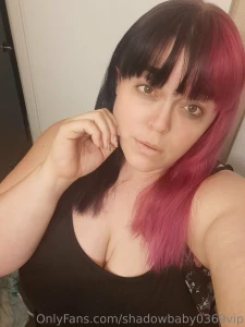 Rare selfie without my makeup trying to keep motivation to keep this