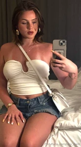 Free subscription kayleease perfectly shaved pussy is hungry for your part 79