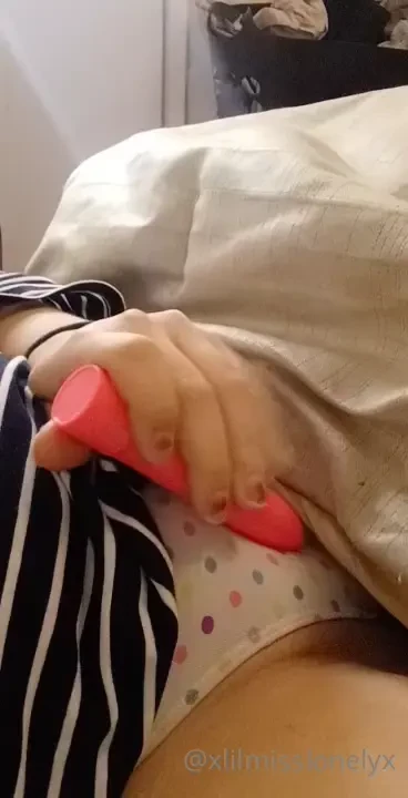 Cum join me in snap sessions on my premium page 