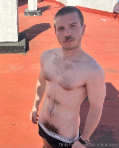 I m looking forward to playing for a while text me baby