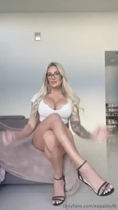 If i were the agent would you explore the house or my body 