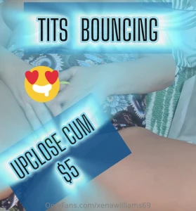 Tits bouncing dildo play upclose cum