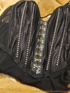 I got a nice new outfit yesterday for this week s video