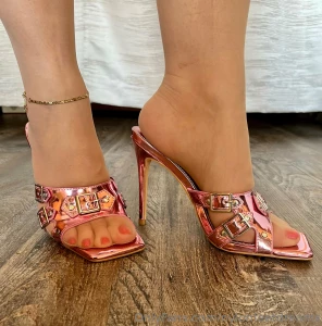 Happy foot rub friday part 2