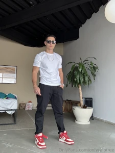 Te gusta como brilla mi chain