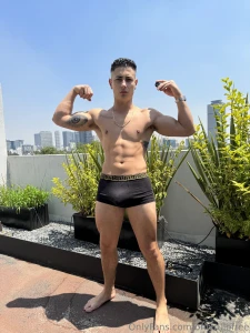 Queres hacerlo con un hombre asi