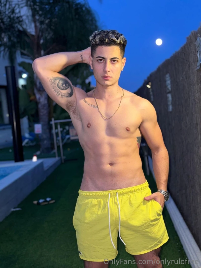 Te puedo dar un par de poses mas 