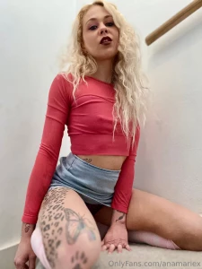 Why is this outfit so hot part 1