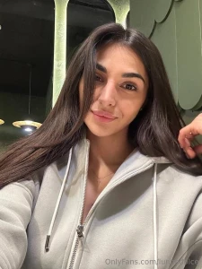 Click here - rosy_mur this cutie is online and horny show her some part 696