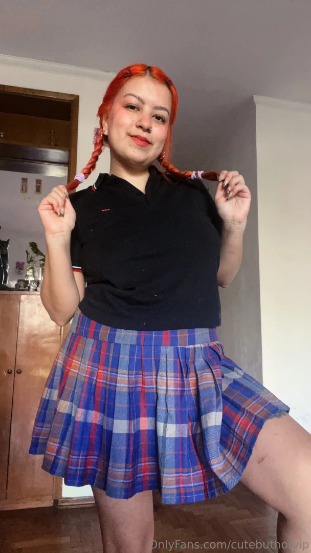 Do i look good being a well-behaved girl 