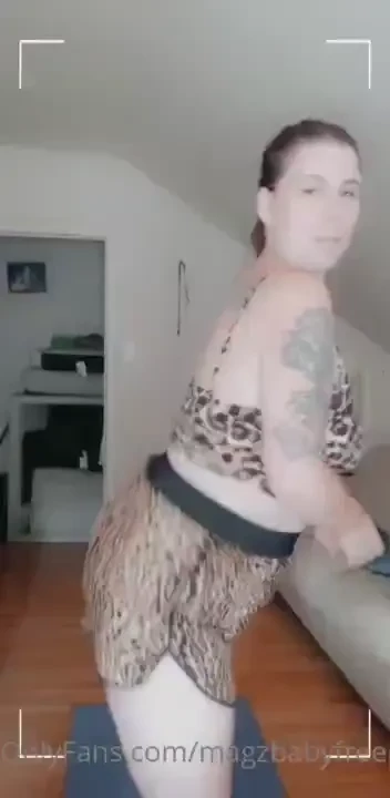 Just getting some twerking in today hehe 