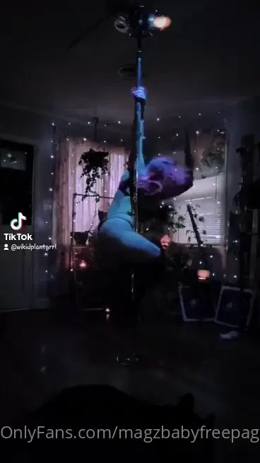 Ad 3 vip sale demonglittervip milf with big tits amp a nice ass cum part 1 