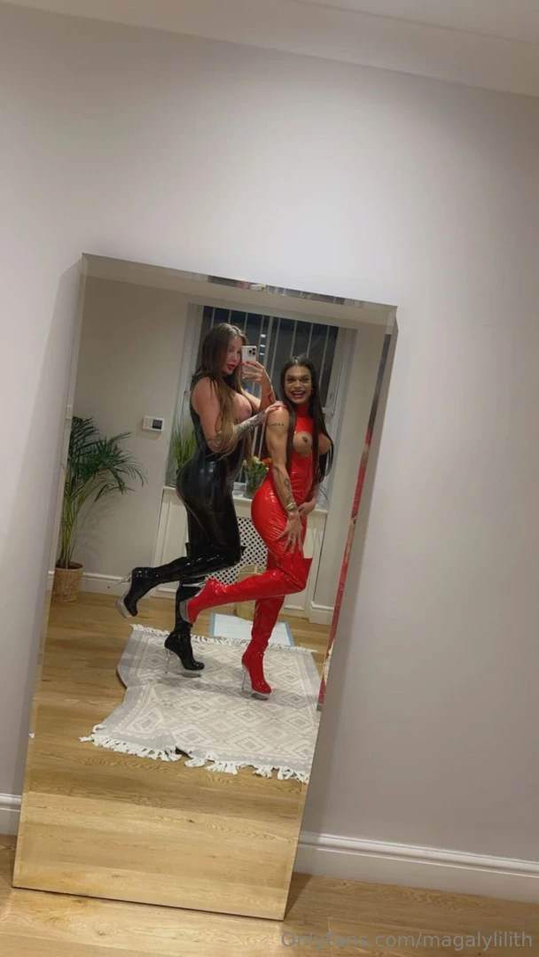 I ll have soon a video with my firend myrellymello fucking a cross part 1 