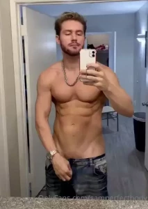 What do y all think of my quarantine body i haven t worked out in