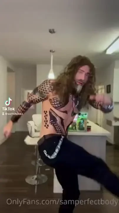 I def jacked off as jason mamoa s aquaman go to your dms to watch 