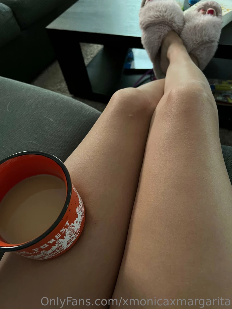 Fluffy slippers kind of morning enjoying the peace before the rugrats 