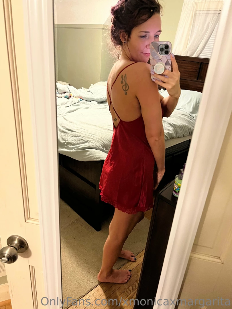 What should i wear to bed tonight 