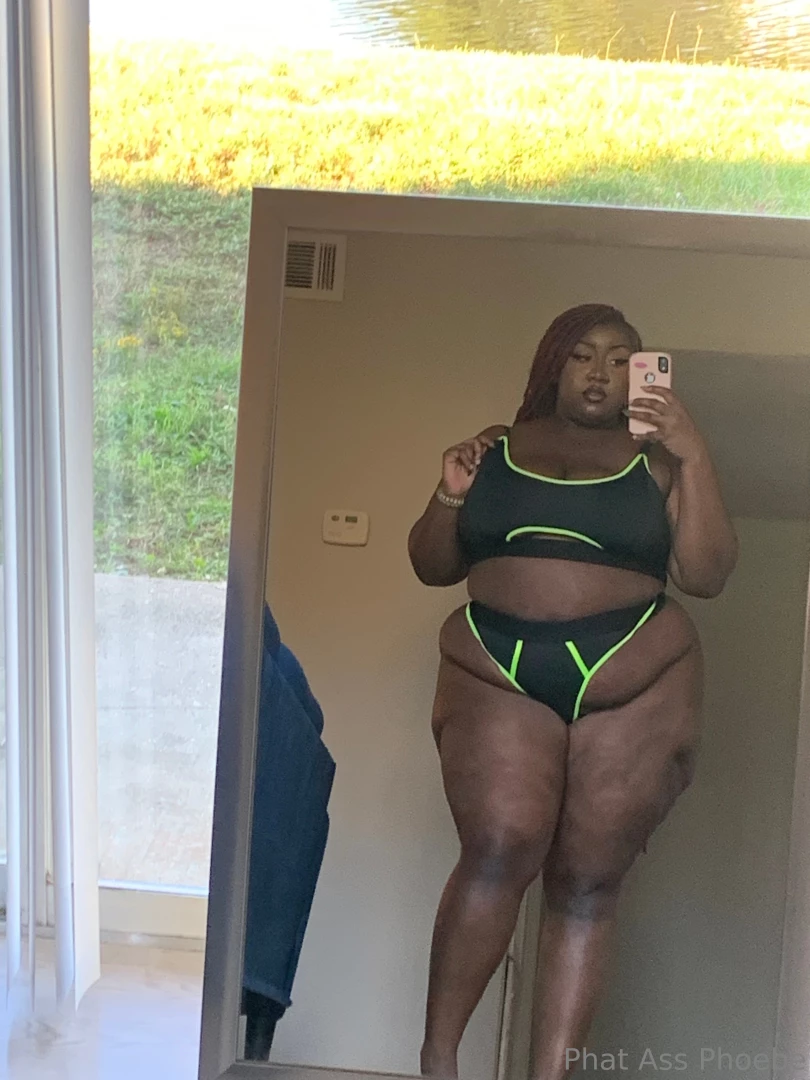 Phat-ass-phoebe part 73 