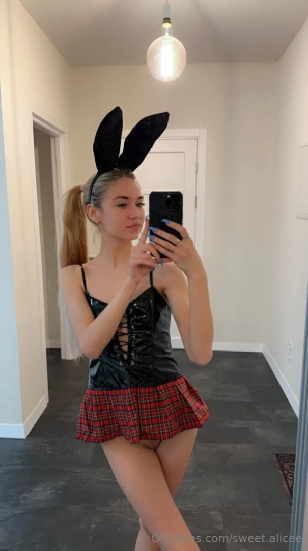 This hot thing trixietwix is waiting for you she has amazing deals for part 289 