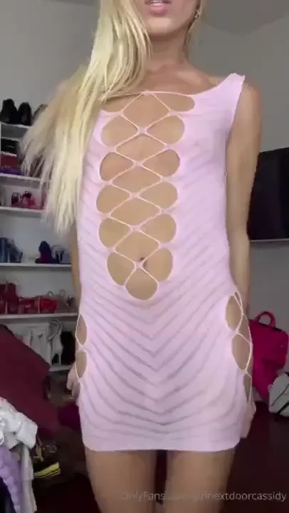 Come play with my dick 