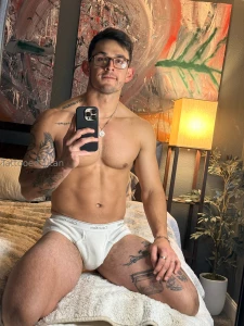 I need someone to fuck me super horny rn part 1