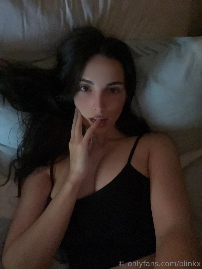 The look on my face when you say you wanna eat me out see my pussy at 