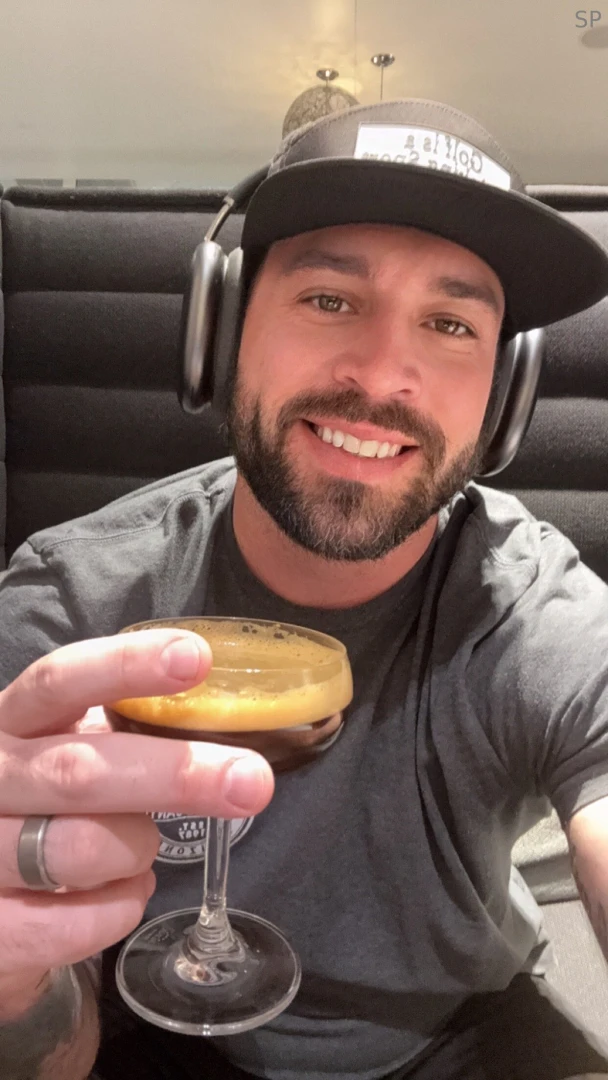 Travel mode engaged who s getting me an airport drink 