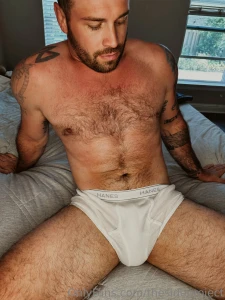 Struggling to get out of bed tip so i can get a coffee please