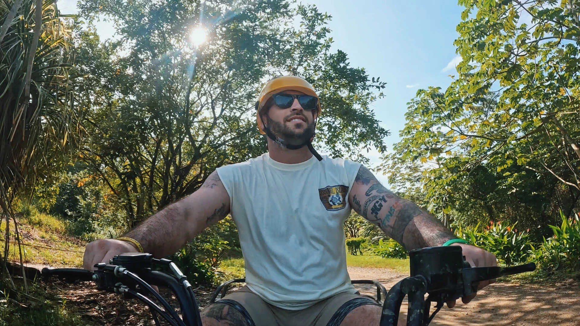 Hold on tight we are going for a ride thru the mountains of honduras 