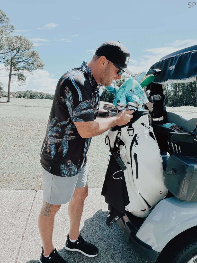 Taking a peek at the new bag 