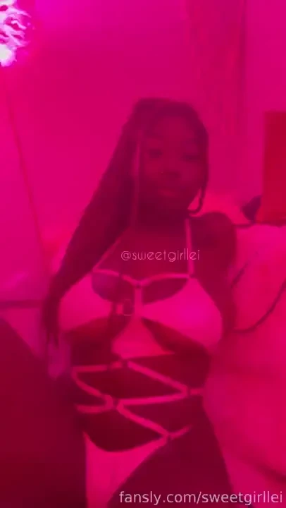 Start your day off right with me amp niyaaly sexy asses 